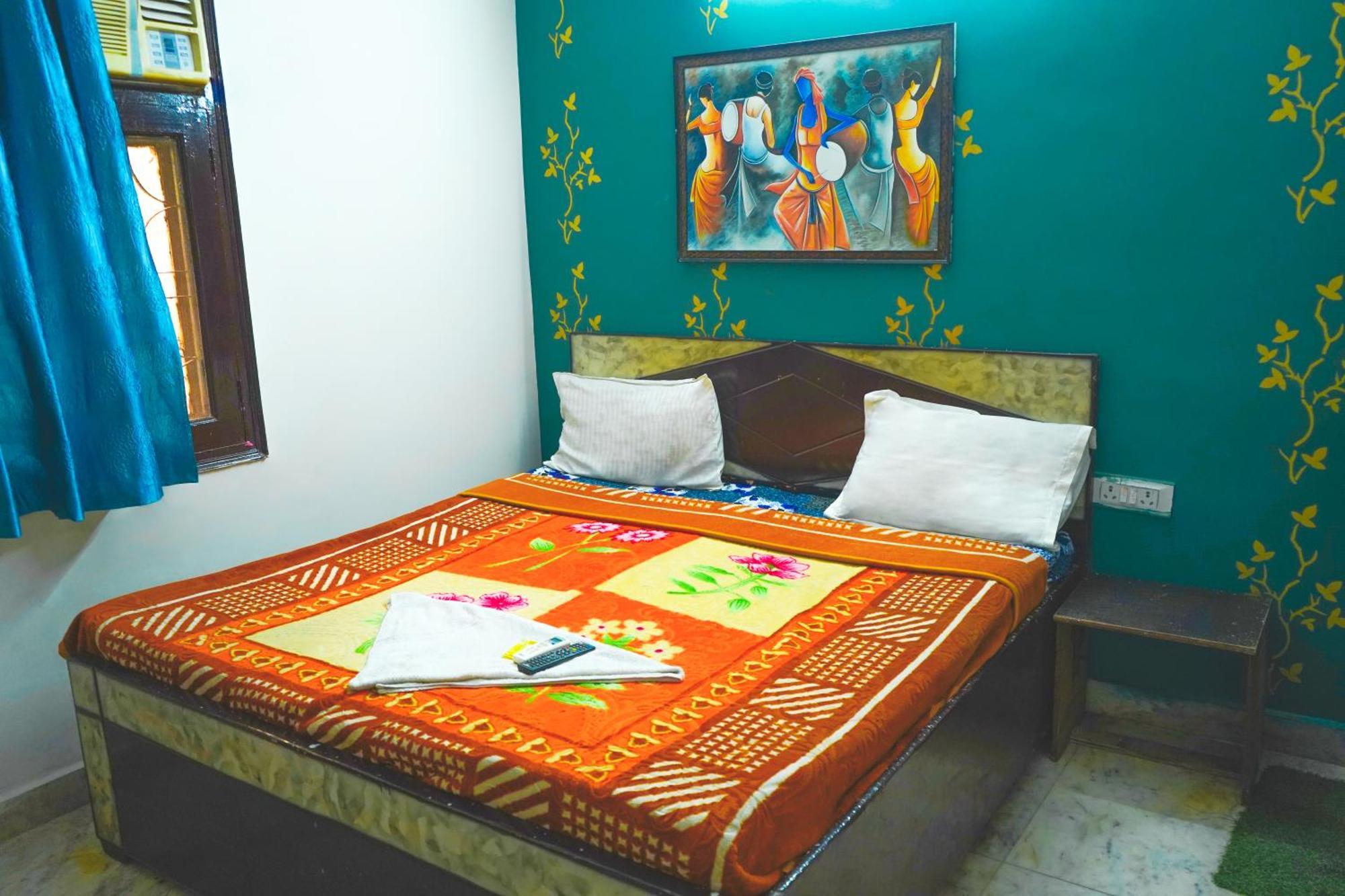 ניו דלהי Hotel Bliss Bourn - Lajpat Nagar מראה חיצוני תמונה